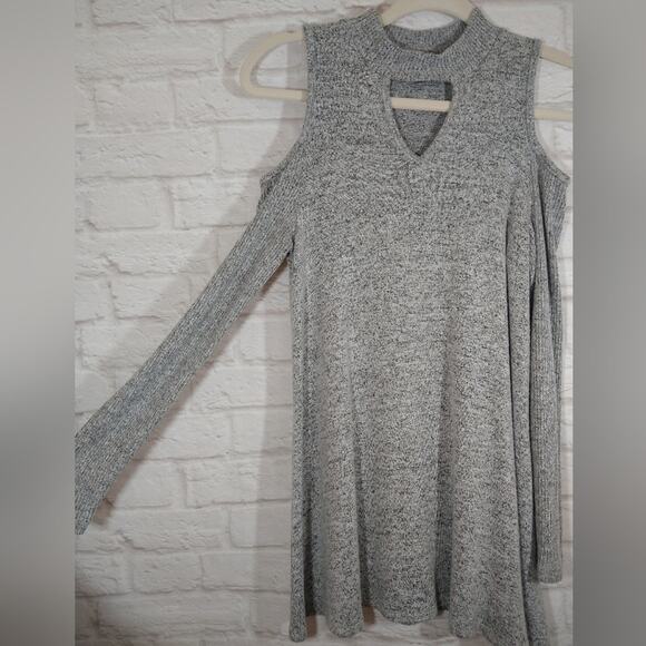 A I.N. San Francisco Heather Gray Brushed Cold Shoulder Long Sleeve Top Shirt S - Picture 4 of 12